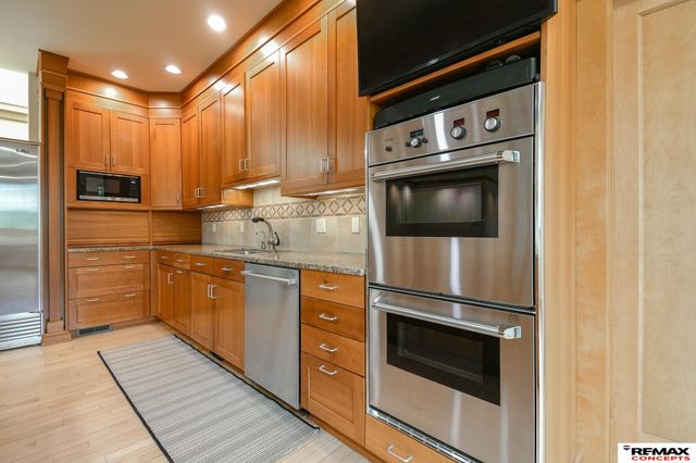 4845 Old Creek Road, Lincoln, NE 68516
