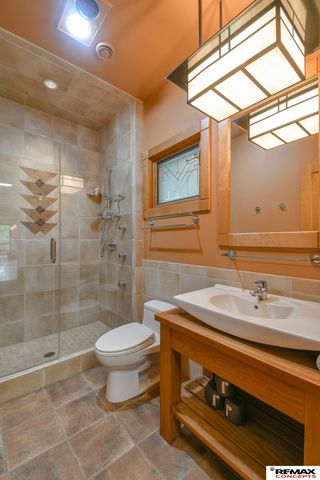 4845 Old Creek Road, Lincoln, NE 68516