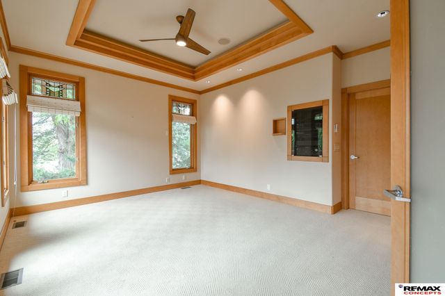 4845 Old Creek Road, Lincoln, NE 68516