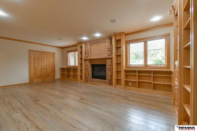 4845 Old Creek Road, Lincoln, NE 68516