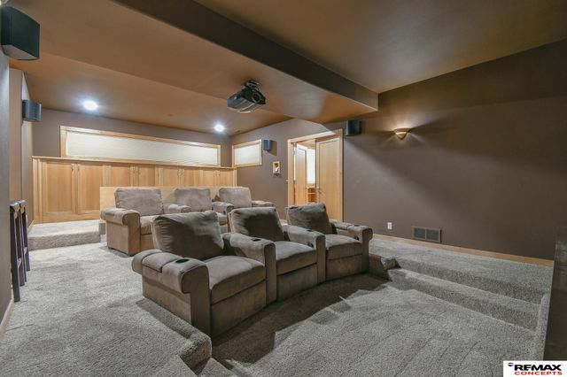 4845 Old Creek Road, Lincoln, NE 68516