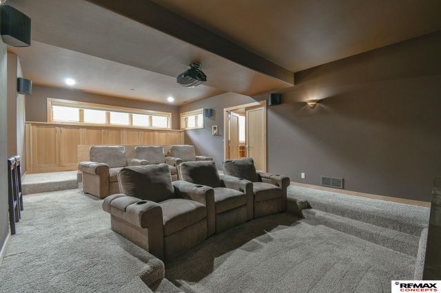 4845 Old Creek Road, Lincoln, NE 68516