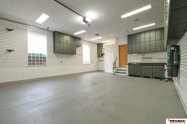 4845 Old Creek Road, Lincoln, NE 68516