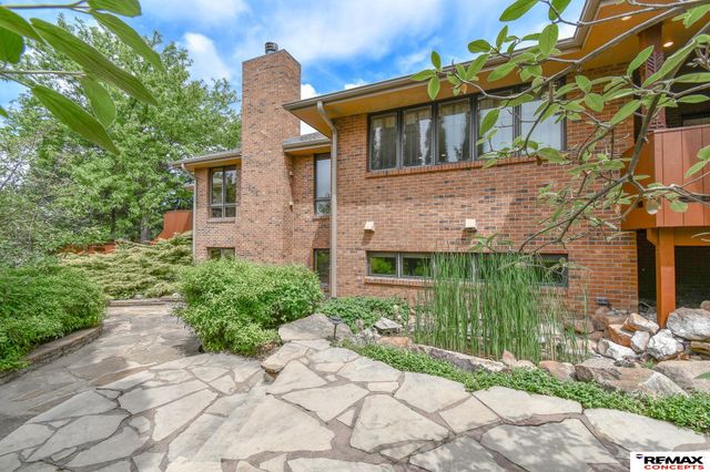 4845 Old Creek Road, Lincoln, NE 68516