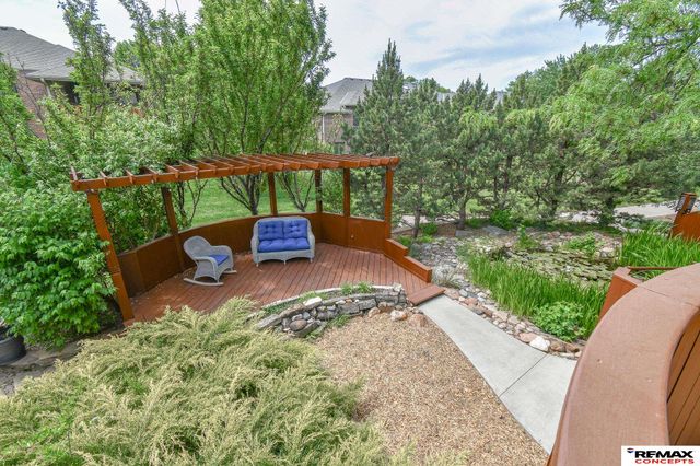 4845 Old Creek Road, Lincoln, NE 68516
