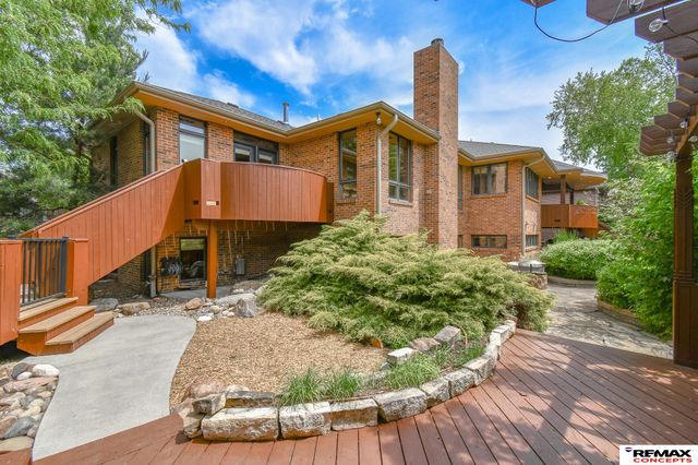 4845 Old Creek Road, Lincoln, NE 68516
