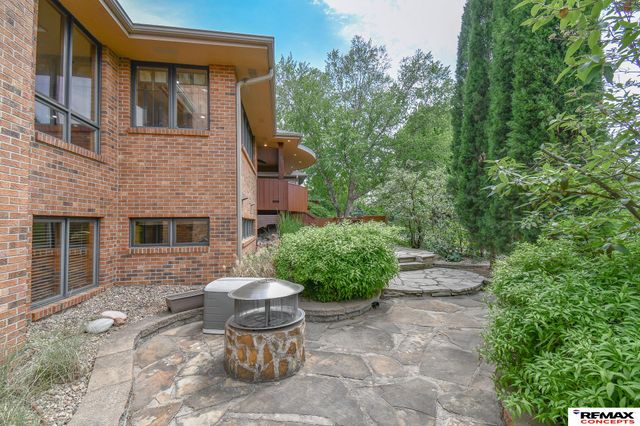 4845 Old Creek Road, Lincoln, NE 68516