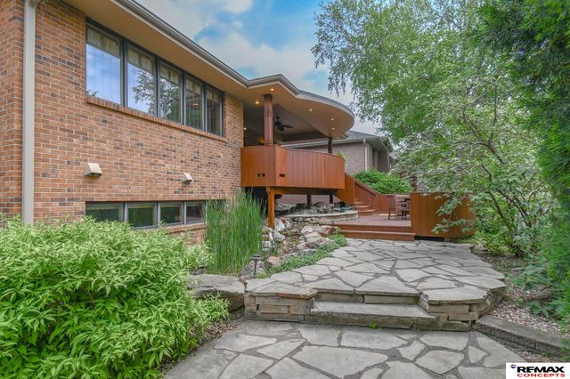 4845 Old Creek Road, Lincoln, NE 68516