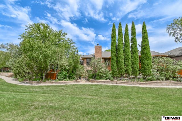 4845 Old Creek Road, Lincoln, NE 68516
