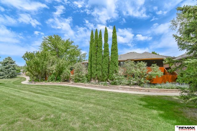 4845 Old Creek Road, Lincoln, NE 68516