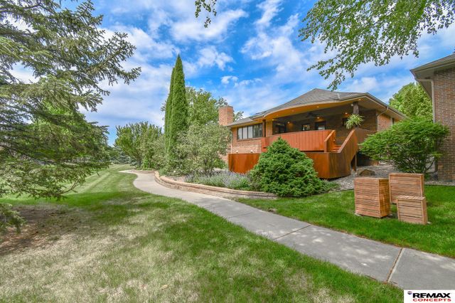 4845 Old Creek Road, Lincoln, NE 68516