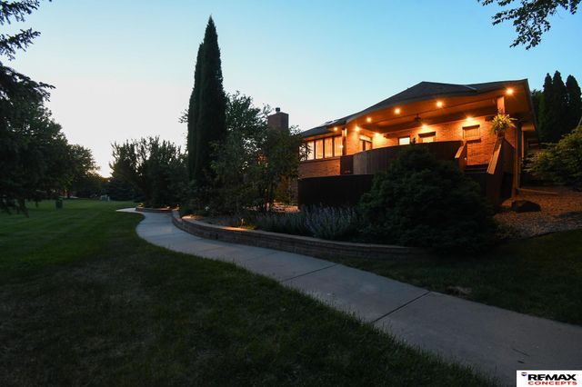 4845 Old Creek Road, Lincoln, NE 68516