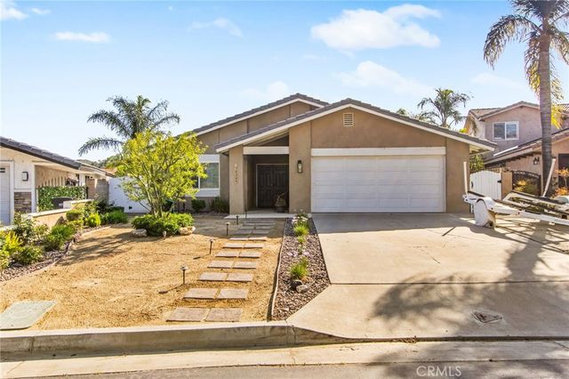 30249 Spray Drive, Canyon Lake, CA 92587