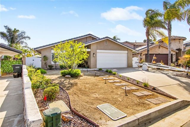 30249 Spray Drive, Canyon Lake, CA 92587