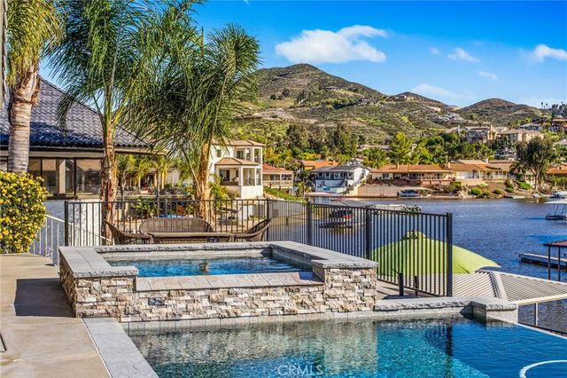 30249 Spray Drive, Canyon Lake, CA 92587