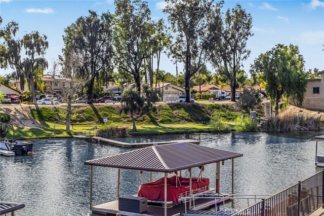 30249 Spray Drive, Canyon Lake, CA 92587