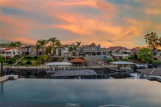 30249 Spray Drive, Canyon Lake, CA 92587