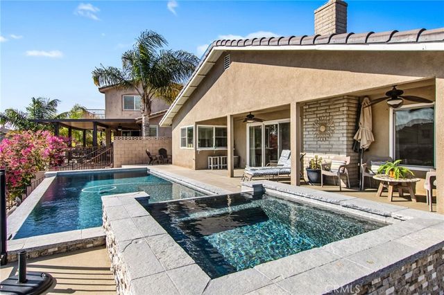 30249 Spray Drive, Canyon Lake, CA 92587