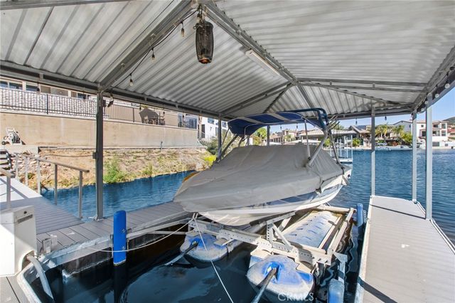 30249 Spray Drive, Canyon Lake, CA 92587