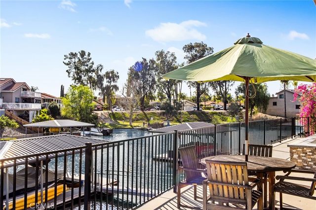 30249 Spray Drive, Canyon Lake, CA 92587