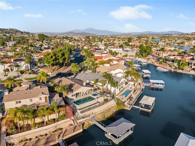 30249 Spray Drive, Canyon Lake, CA 92587