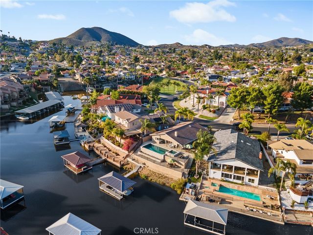 30249 Spray Drive, Canyon Lake, CA 92587