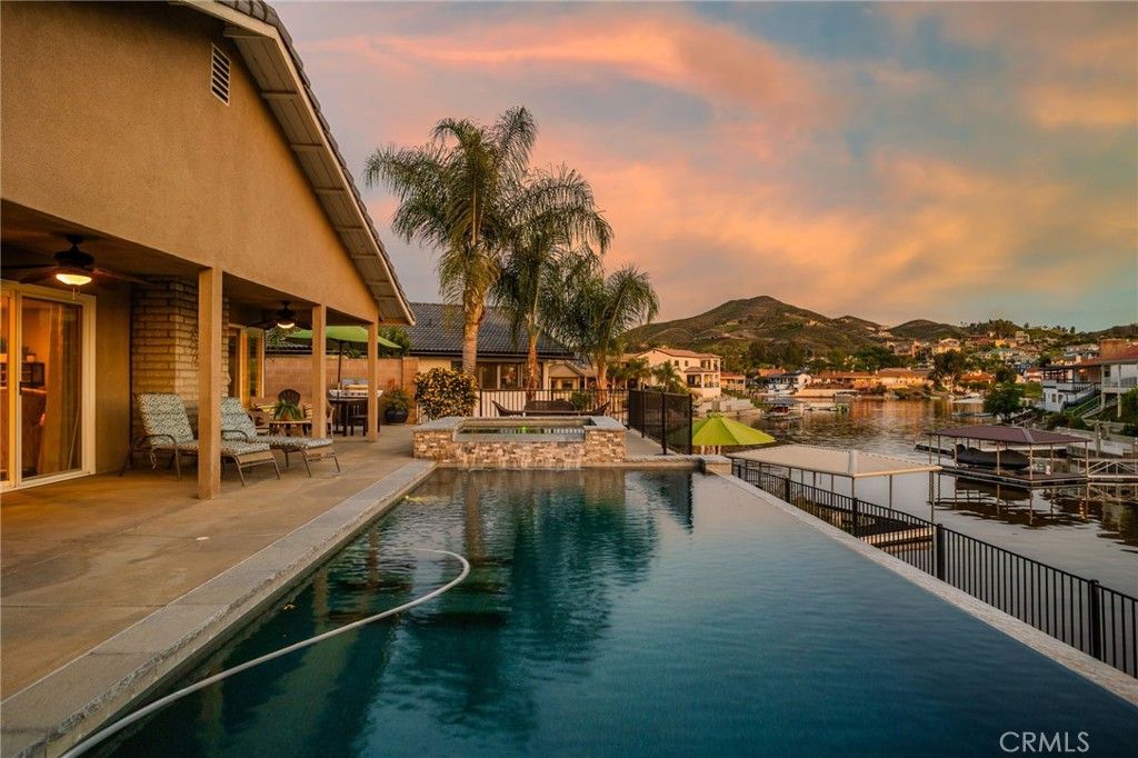 30249 Spray Drive, Canyon Lake, CA 92587