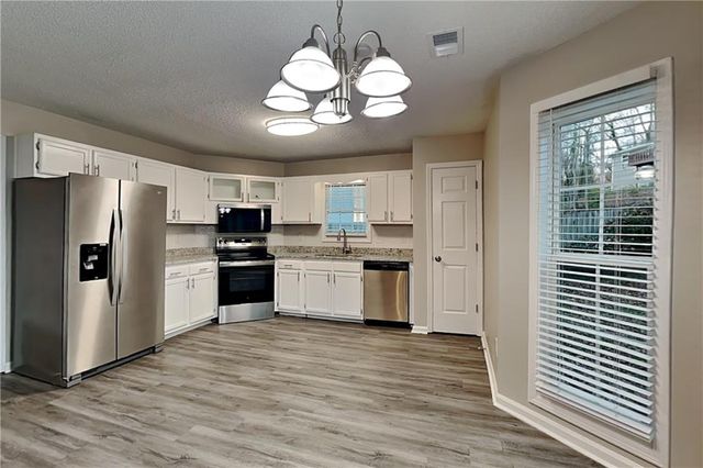 4203 E Emerald NW Drive, Kennesaw, GA 30144