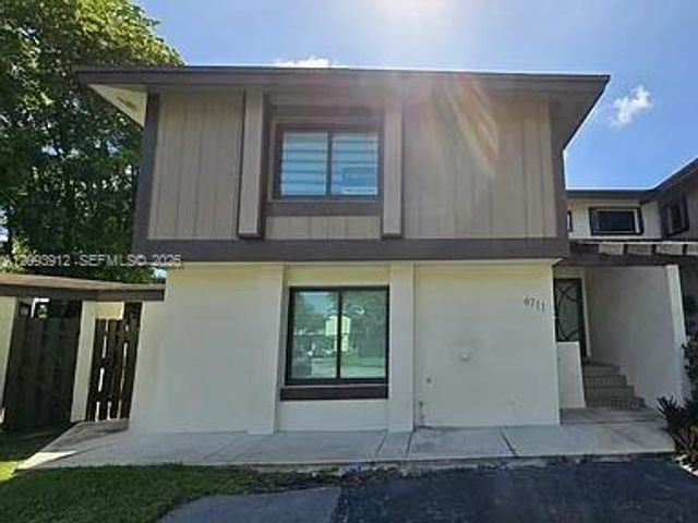 6711 SW 127th Place 0, Miami, FL 33183