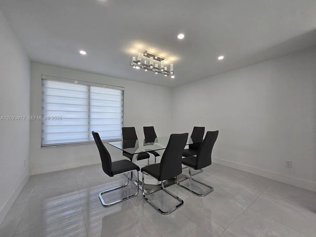 6711 SW 127th Place 0, Miami, FL 33183