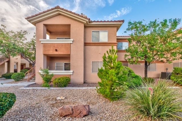 1050 East Cactus Avenue 1081, Las Vegas, NV 89183