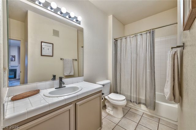 1050 East Cactus Avenue 1081, Las Vegas, NV 89183