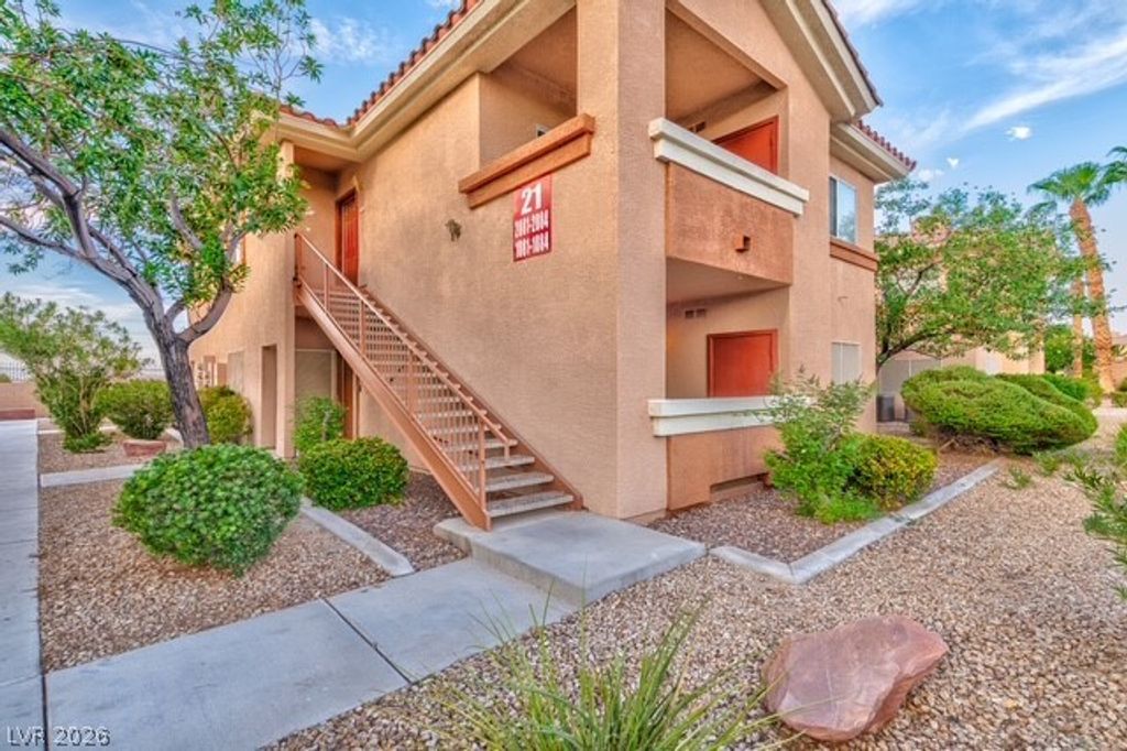 1050 East Cactus Avenue 1081, Las Vegas, NV 89183