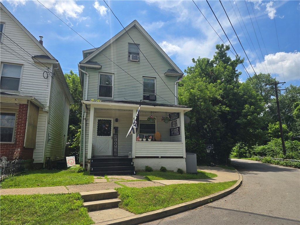 549 W Wayne St, City Of But Sw, PA 16001