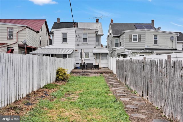 1730 CENTER ST, Lebanon, PA 17042