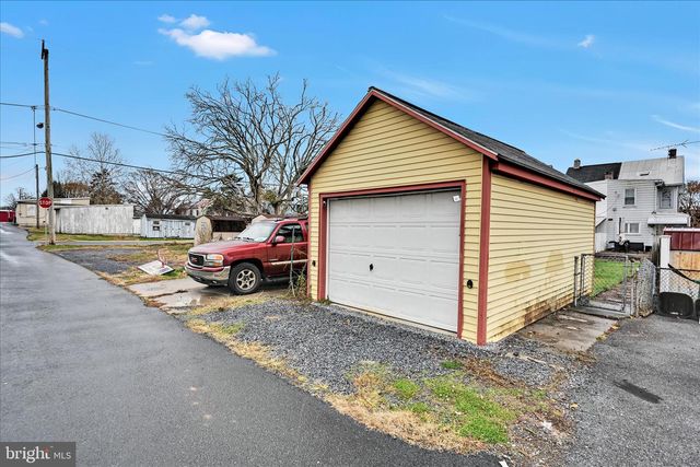 1730 CENTER ST, Lebanon, PA 17042