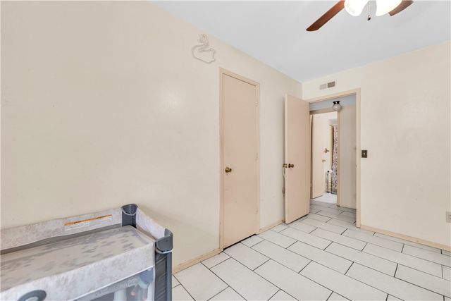 2701 N 3rd Street, Rogers, AR 72756