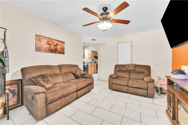 2701 N 3rd Street, Rogers, AR 72756