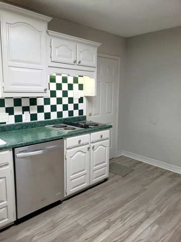 1314 S Mirick Avenue A, Denison, TX 75020