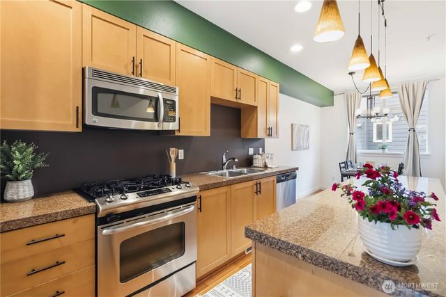 2225 NW Moraine Place, Issaquah, WA 98027