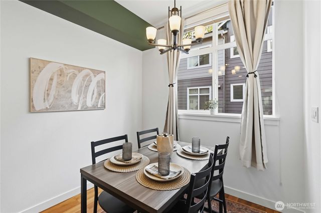 2225 NW Moraine Place, Issaquah, WA 98027