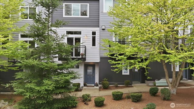 2225 NW Moraine Place, Issaquah, WA 98027
