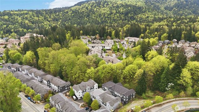 2225 NW Moraine Place, Issaquah, WA 98027