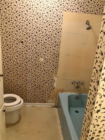 3327 Warwick Drive, Shreveport, LA 71118