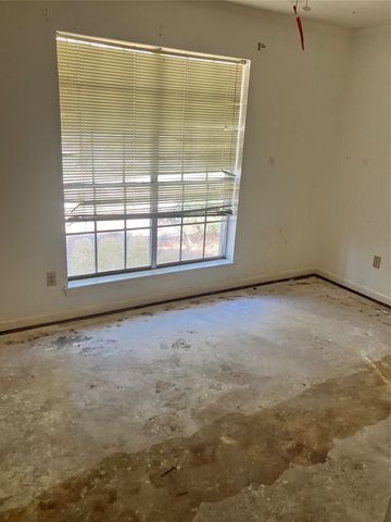 3327 Warwick Drive, Shreveport, LA 71118