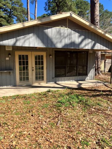 3327 Warwick Drive, Shreveport, LA 71118