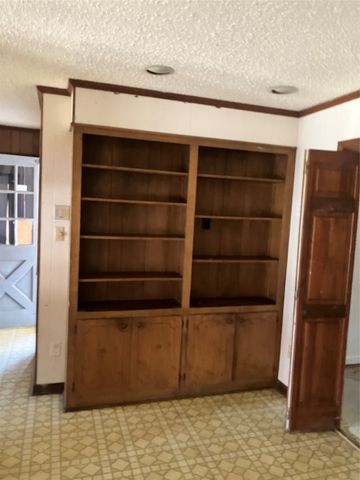 3327 Warwick Drive, Shreveport, LA 71118