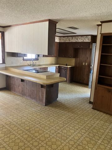 3327 Warwick Drive, Shreveport, LA 71118