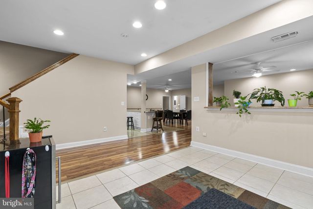 8024 SOLLEY RD, Glen Burnie, MD 21060