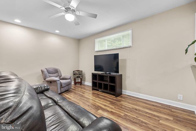 8024 SOLLEY RD, Glen Burnie, MD 21060